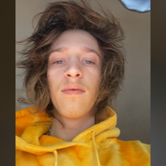 Meet your Posher, Kyle - Picture 1 of 1